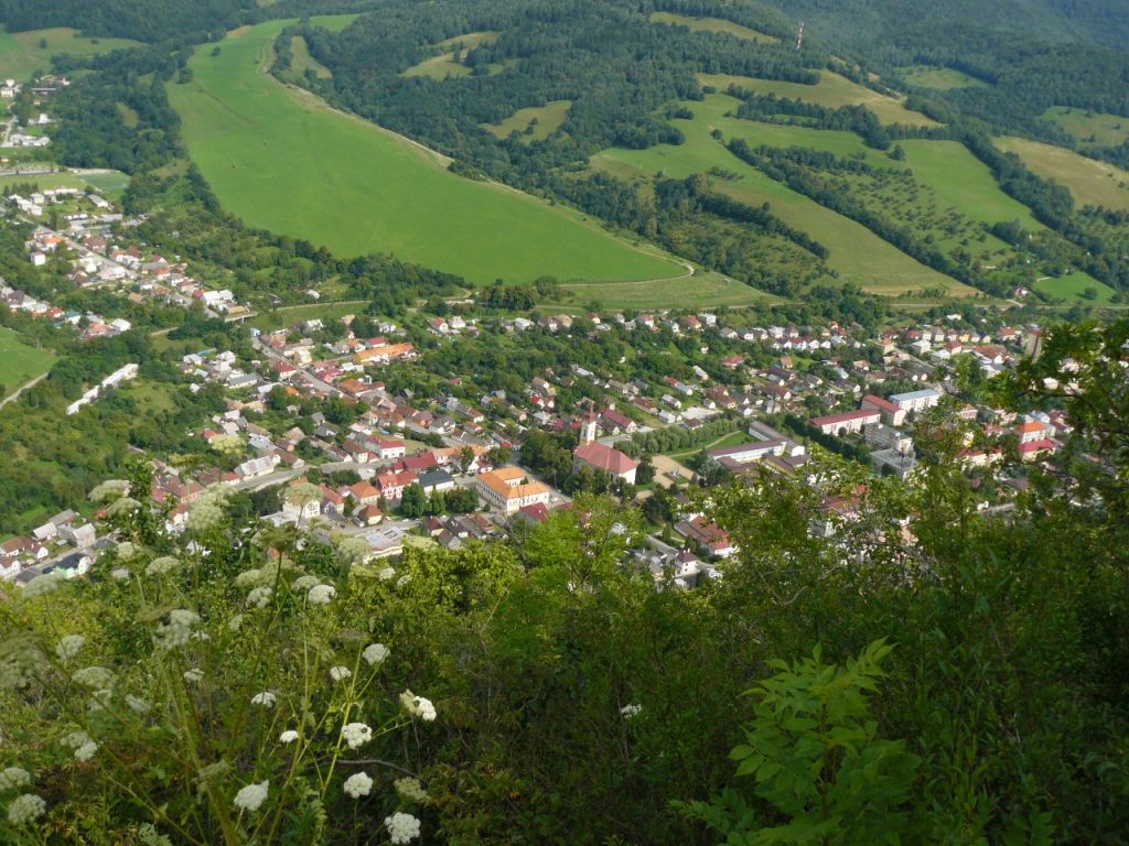 19 výstup Hradová-pohled shůry II